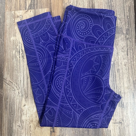 Constantly Varied Gear Pants - NWT CVG Constantly Varied Gear Capri Leggings Purple Zenergy Sz. Small